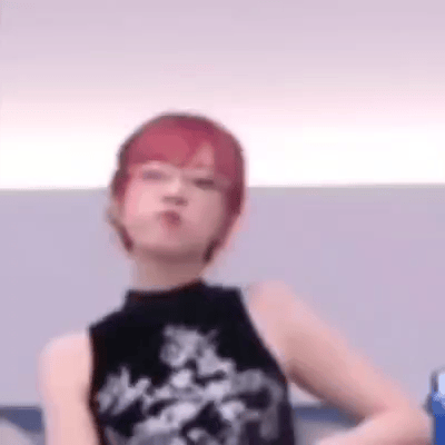 好啦路过都来看一下我家这个美萌小婴儿啊黄灿灿拿到全季通告费