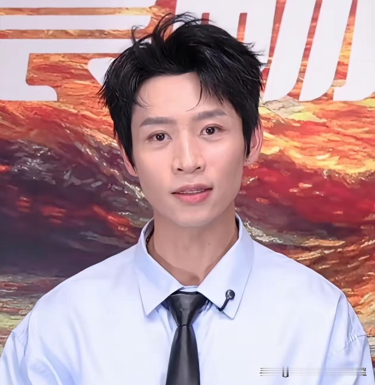 魏晨这个狠演员！不扒不知道，一扒吓一跳。从业已经18年，但是只演了6部电视剧