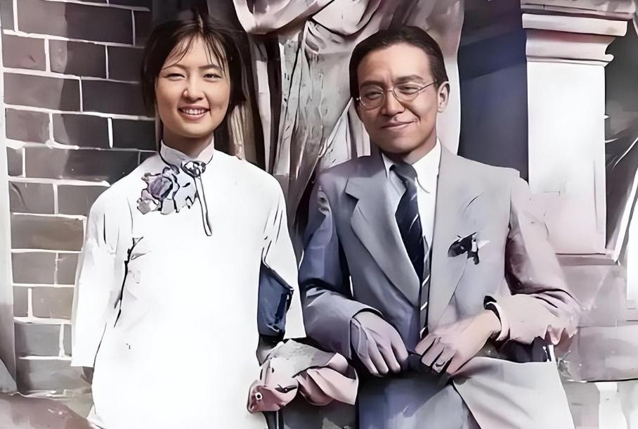 1962年，61岁的梁思成，迎娶小自己27岁的助手林洙。老友们纷纷疏远，觉得梁思