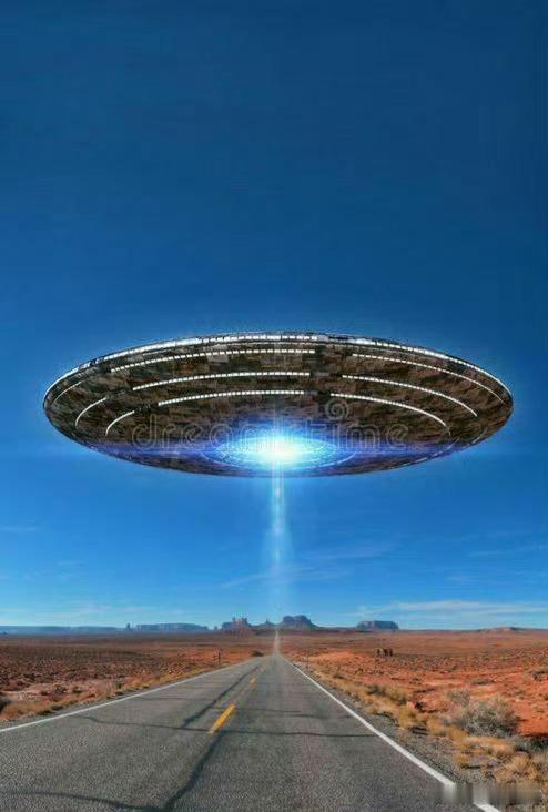 飞碟来地球干什么？飞蝶是外星高维生命创造的宇宙飞船，比地球人造的