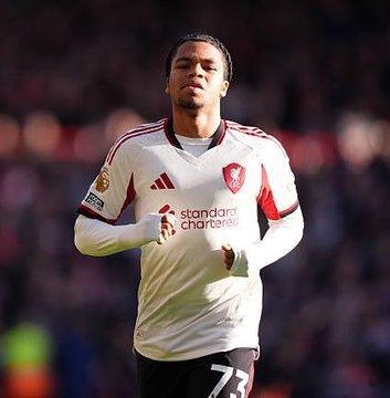 20岁才是恩古莫哈的最佳时间？关于“17岁恩古莫哈使用问题”，主张让他出场的一派