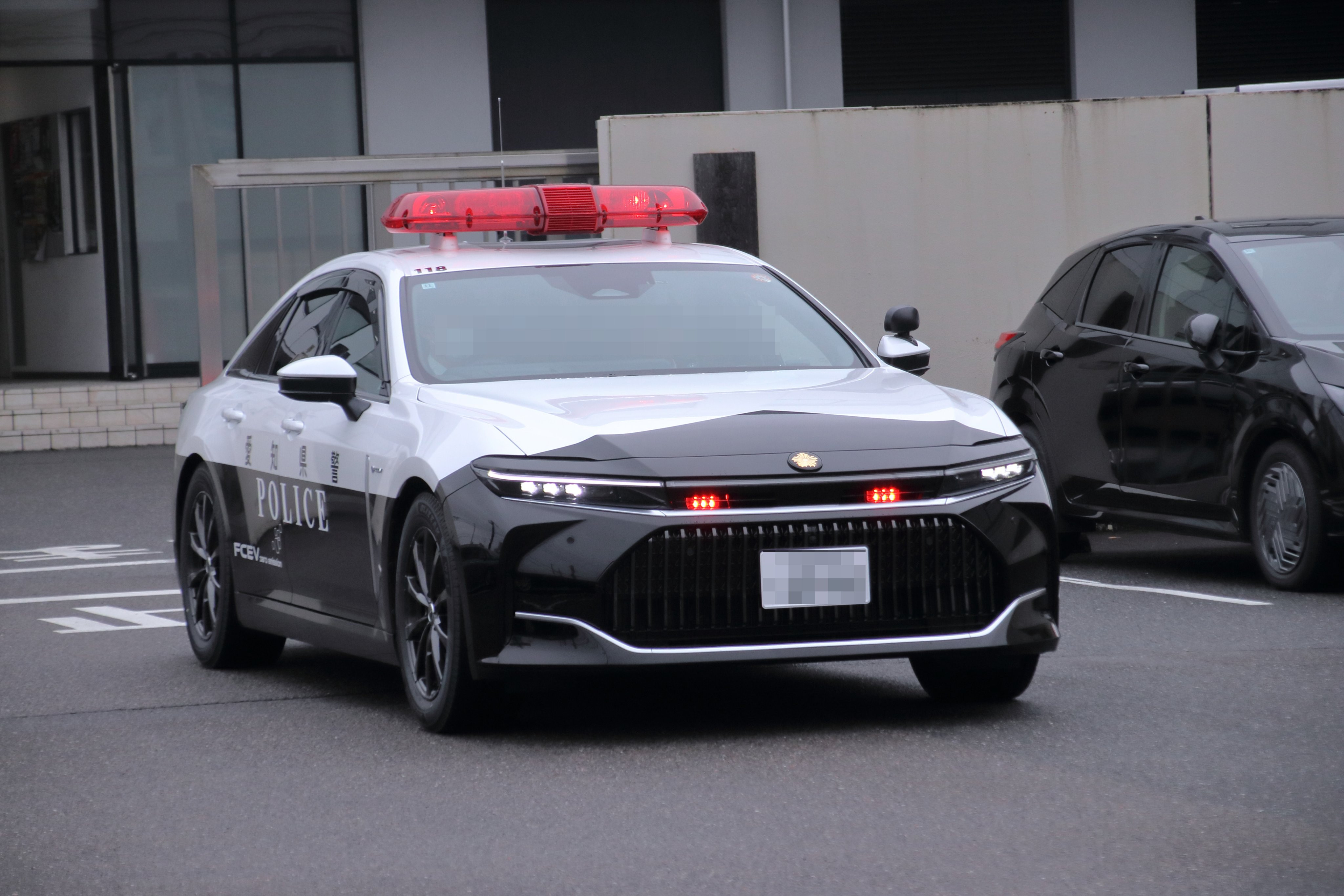 爱知县警察署明北分局，机动巡逻队FCEV燃料电池版皇冠