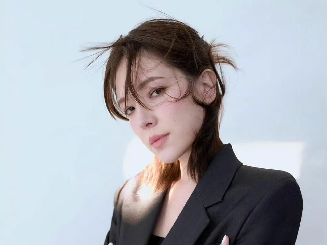 发现没湾湾女明星生育意愿很高教育的回旋镖实现了闭环湾湾没有经历过计划生育，