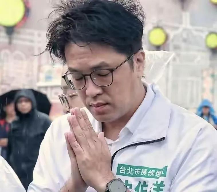 沈伯洋竞选台北市长可以说几无悬念，这就是台湾当下实实在在的民意。道理很简单，民进