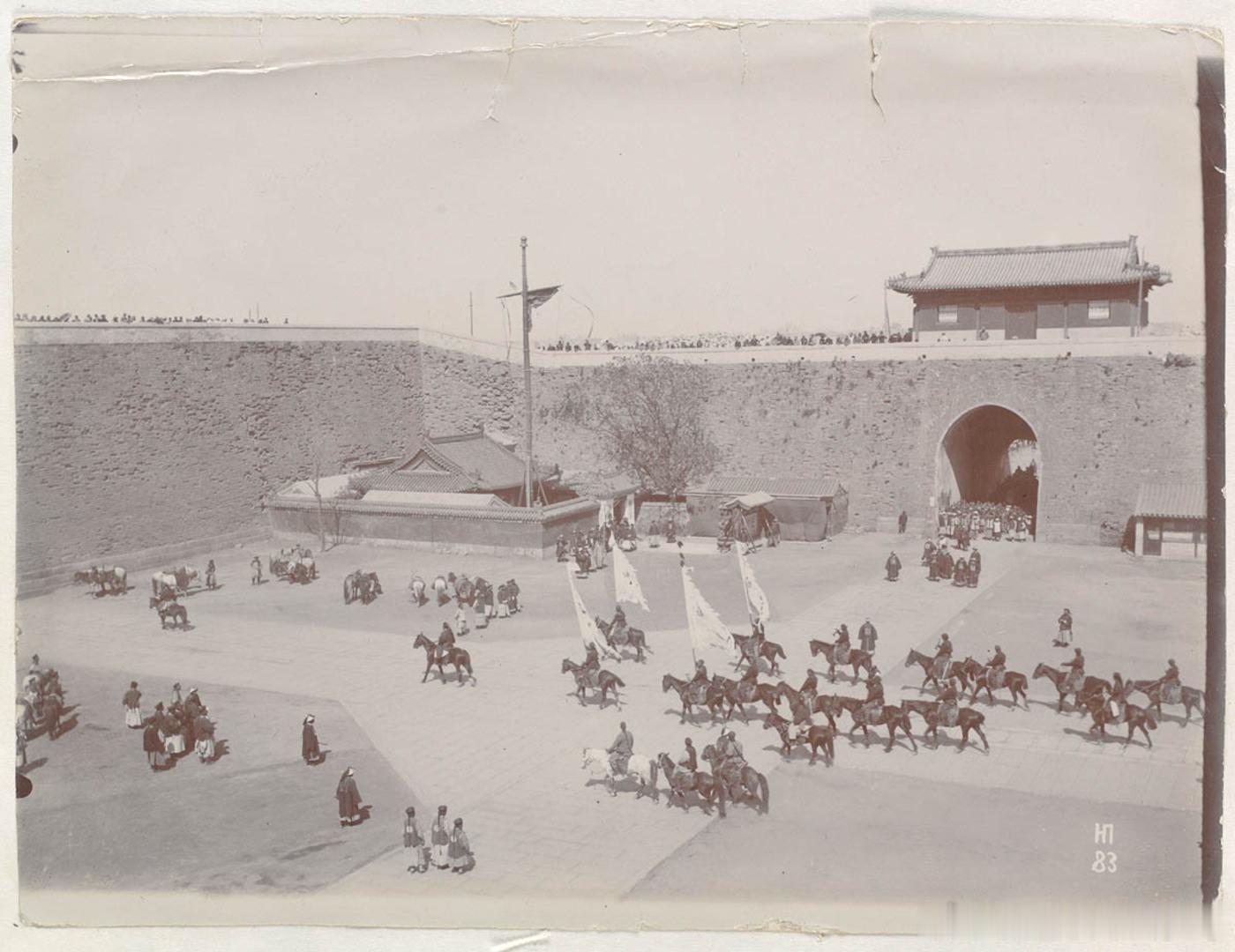 慈禧太后与光绪皇帝返回紫禁城，约1902年老北京老照片