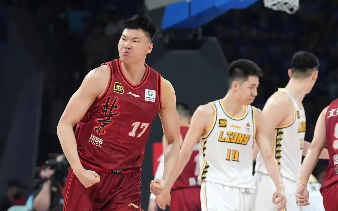 27岁的范子铭，在2024-25赛季CBA总决赛后发文，满是遗憾与不甘。北京