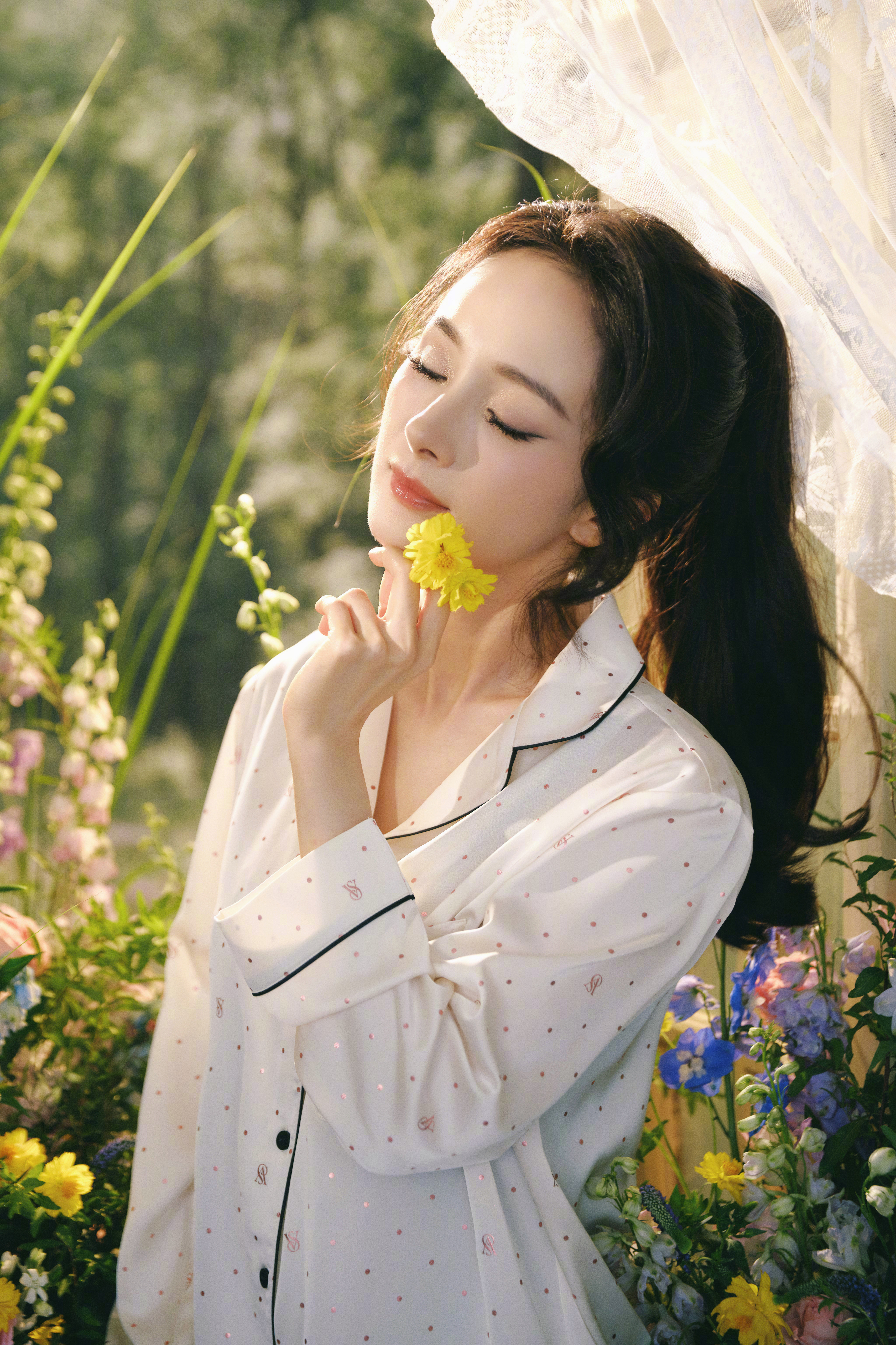 杨幂睡衣穿搭