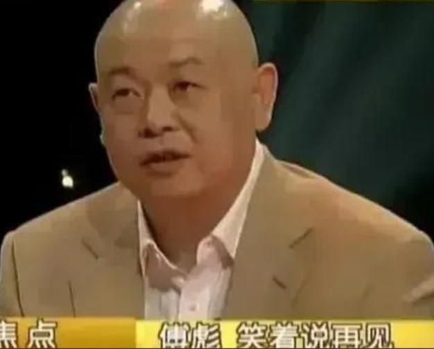 傅彪肝癌晚期，咽着一口气，冯小刚伏在耳边说那200万外债我来还，、张国立也凑上去