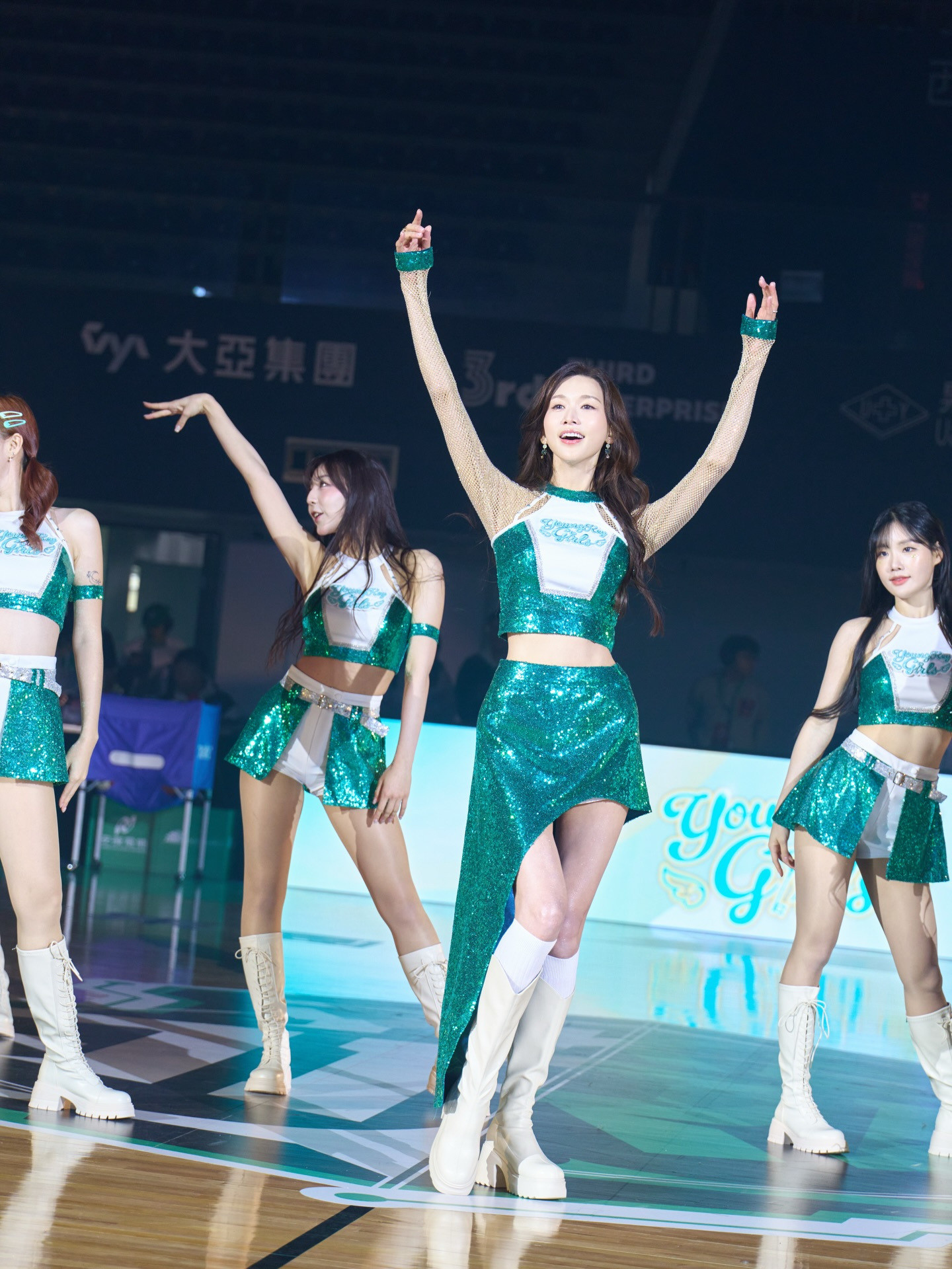 林志玲今日活动我服了这个状态～是我五十一