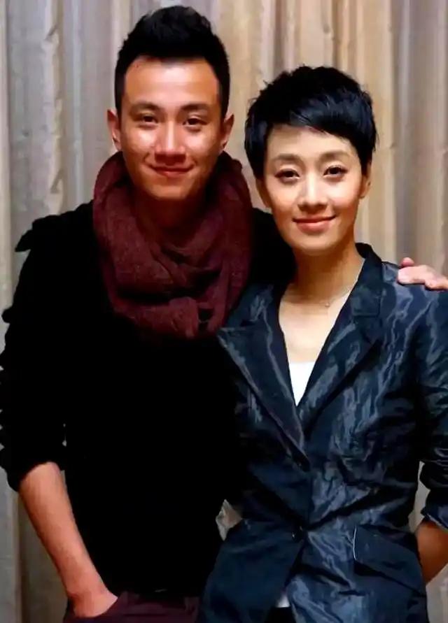 "雌竞"言论风波‌马伊琍在近期路演中自曝与女儿存在"雌竞"（女性间的竞争关系）