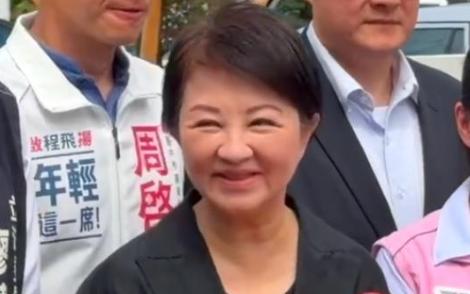 今早，台中市长卢秀燕受访表示，她之所以支持“无人机条例”有两个理由，第一个，从俄