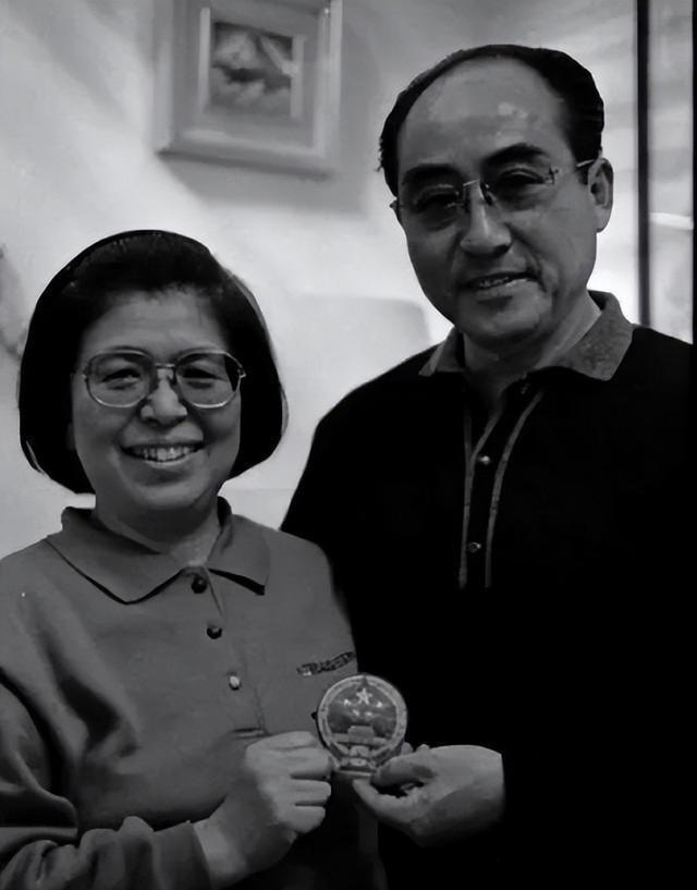庄则栋遗孀佐佐木敦子现状：入籍中国为爱相守，晚年定居东京，此生未再嫁在中国