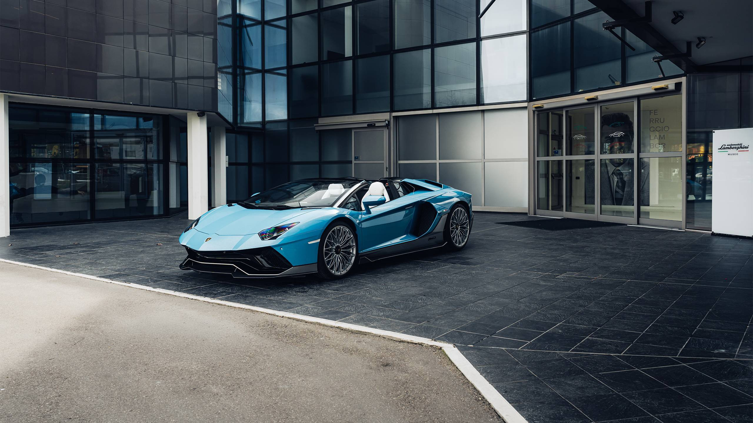 一台兰博基尼能赚两台奥迪A5L兰博基尼刚交出了2025年成绩单。根据官方数据，