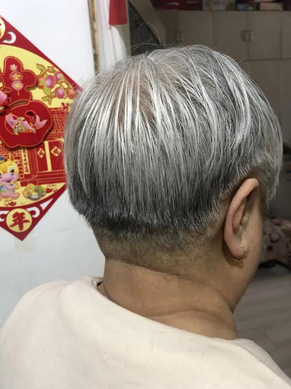 白发竟是身体发出的抗癌警报！别再盲目染发，看完你就懂了年纪轻轻就长出白发，常常