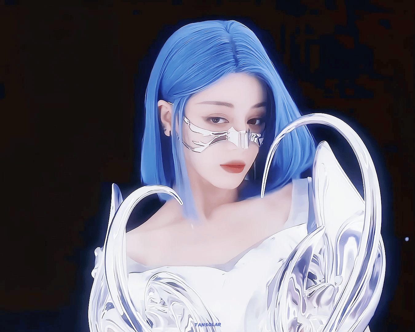 🍉迪丽热巴辟谣新剧传闻！手握剧本精挑细选，实力就是姐的底气网传新剧《双