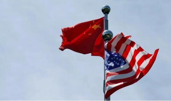 一旦中国今天清空7307亿美元美债，明天，我们自己的出口企业，就将接不到一张新订