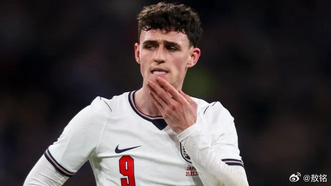 曼城福登基本上已经被图赫尔排除在世界杯大名单之外了。只有一个办法可以让图赫尔改