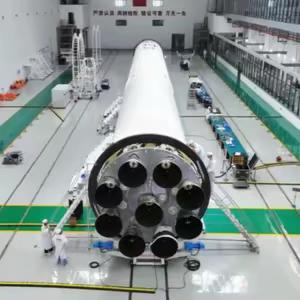 可惜了，天兵科技的“天龙”三号火箭首飞失利。72米高，3.8米直径，国内仅次于朱