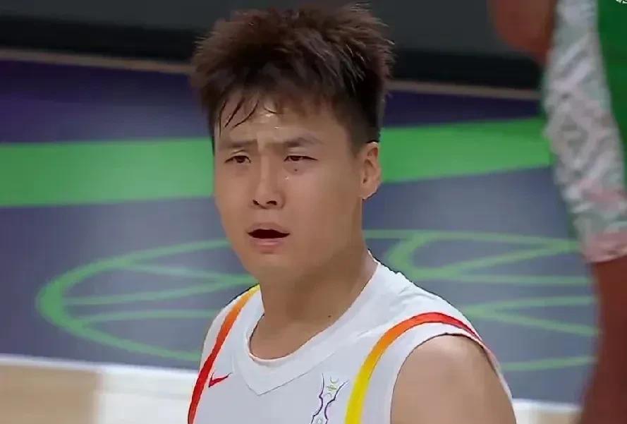 从男篮这次亚洲杯小组赛看，队长赵睿，后卫线他实力能排第几？准确的说，赵睿虽然实
