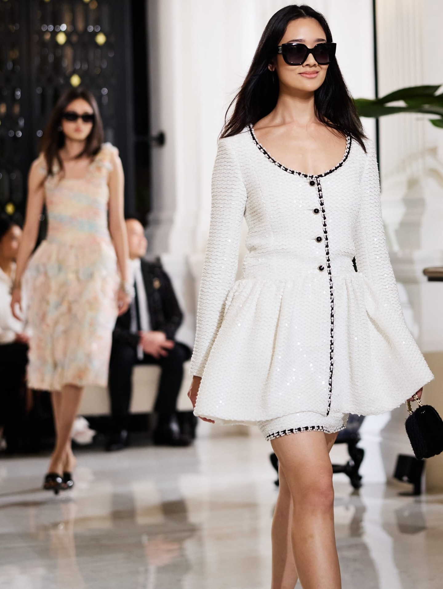 AokbabChutimon第二次为香奈儿走秀，新加坡举办的2026早春度假