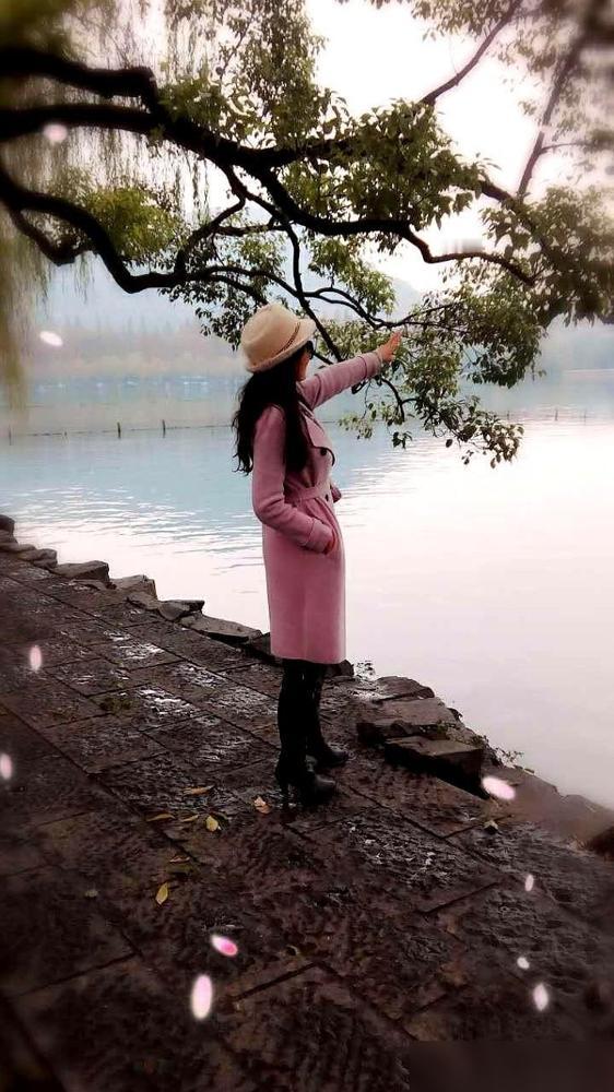 我跟你说，什么最好的养老，全是扯淡。等咱们老了就知道，能兜底的就三样半东西。