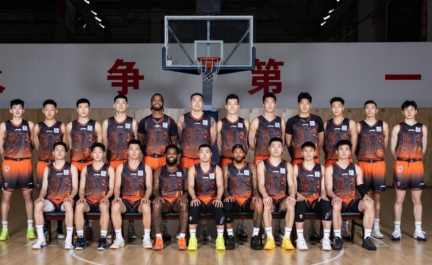 山东男篮这份21人大名单一公布，CBA其他球队还怎么应对？真不是夸张，光是把这套
