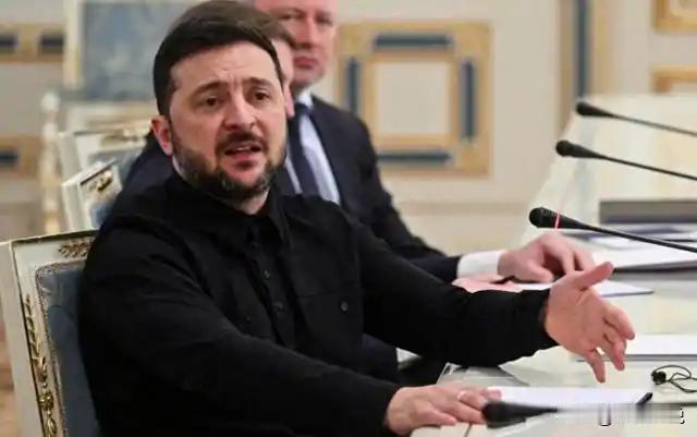 红军城48小时陷落！乌军旅长被当替罪羊免职，内幕曝光：泽连斯基为西方掌声牺牲士兵