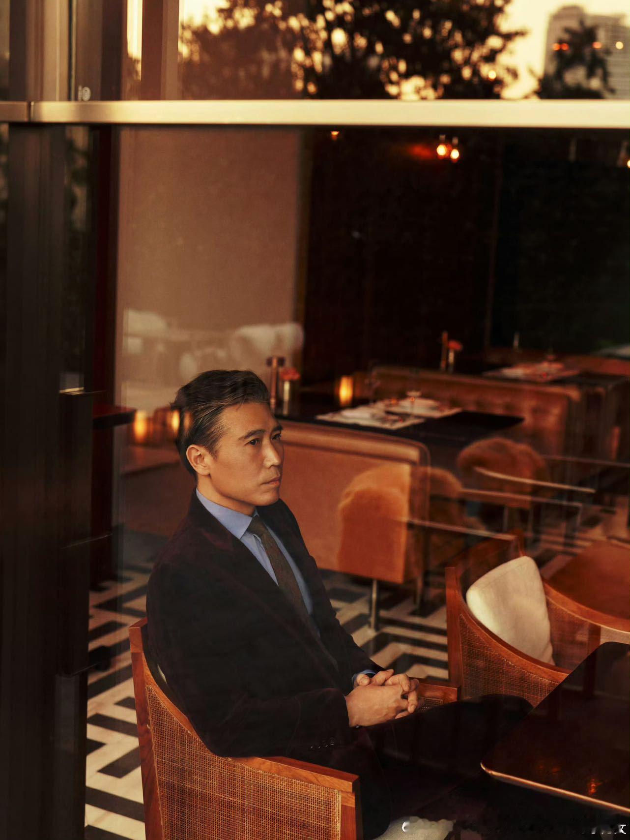 李乃文自曝曾被列为中戏四丑今夜喜友秀李乃文讲自己年轻时被列为中戏四丑，语气轻松