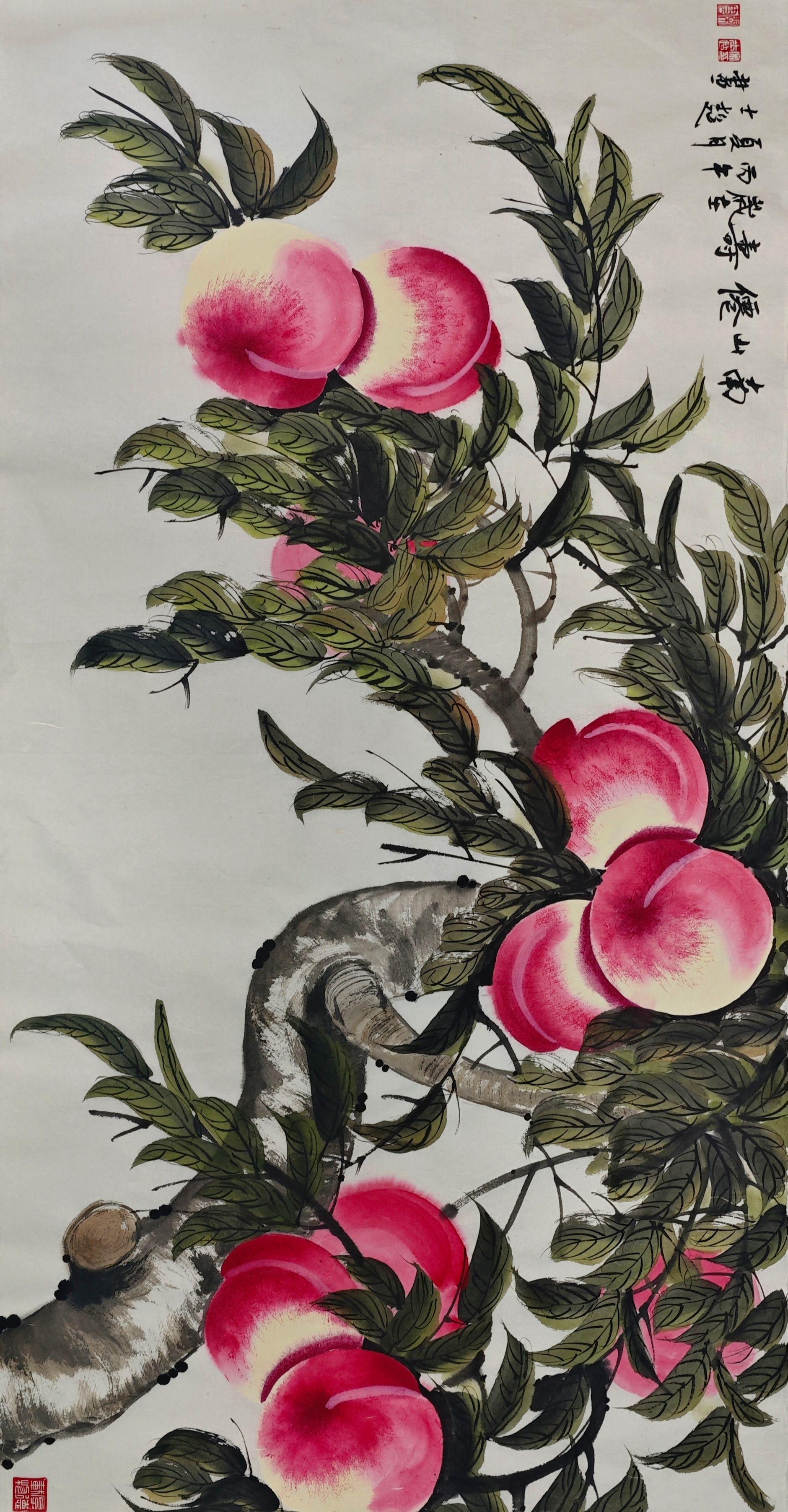 国画寿桃。     寿桃来了，  南山仙寿
