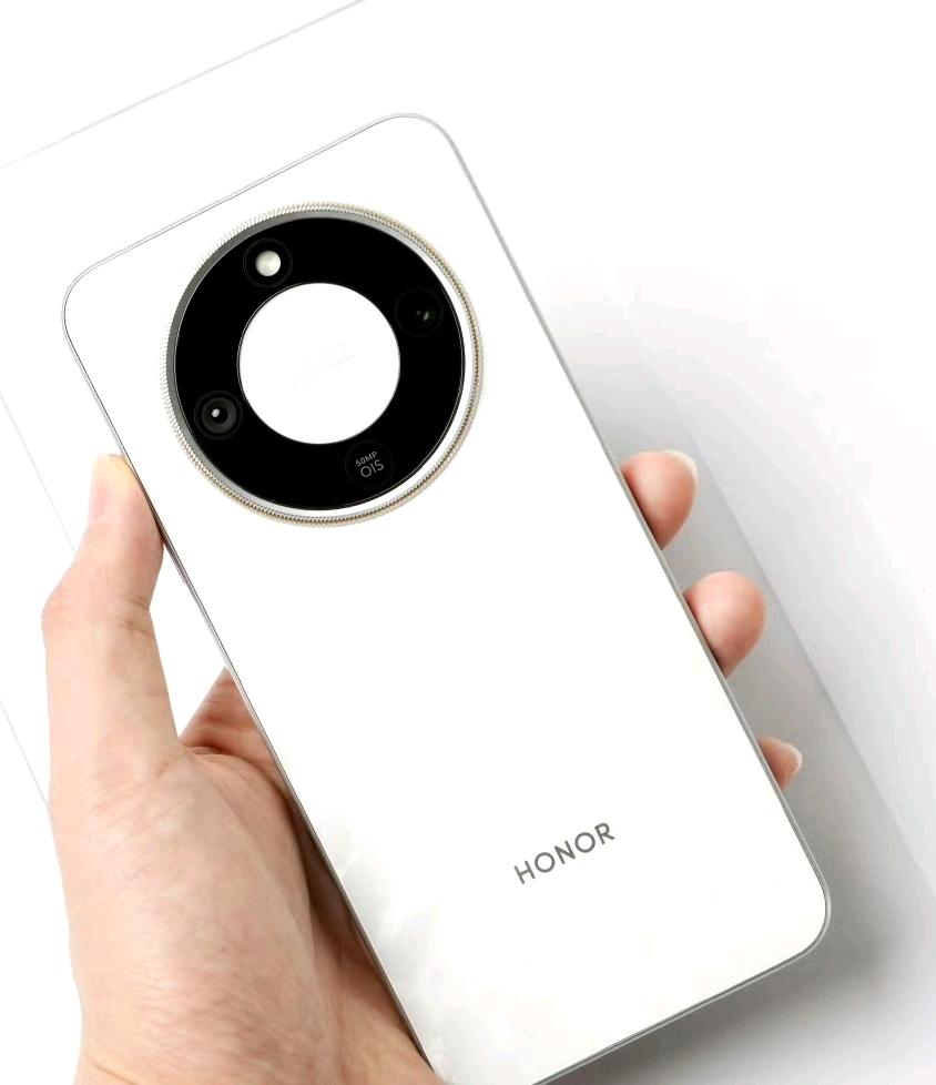 谁懂啊！下雨天手滑摔手机、出门半天就没电，真的太糟心了！手机抗造又耐用，才是真安