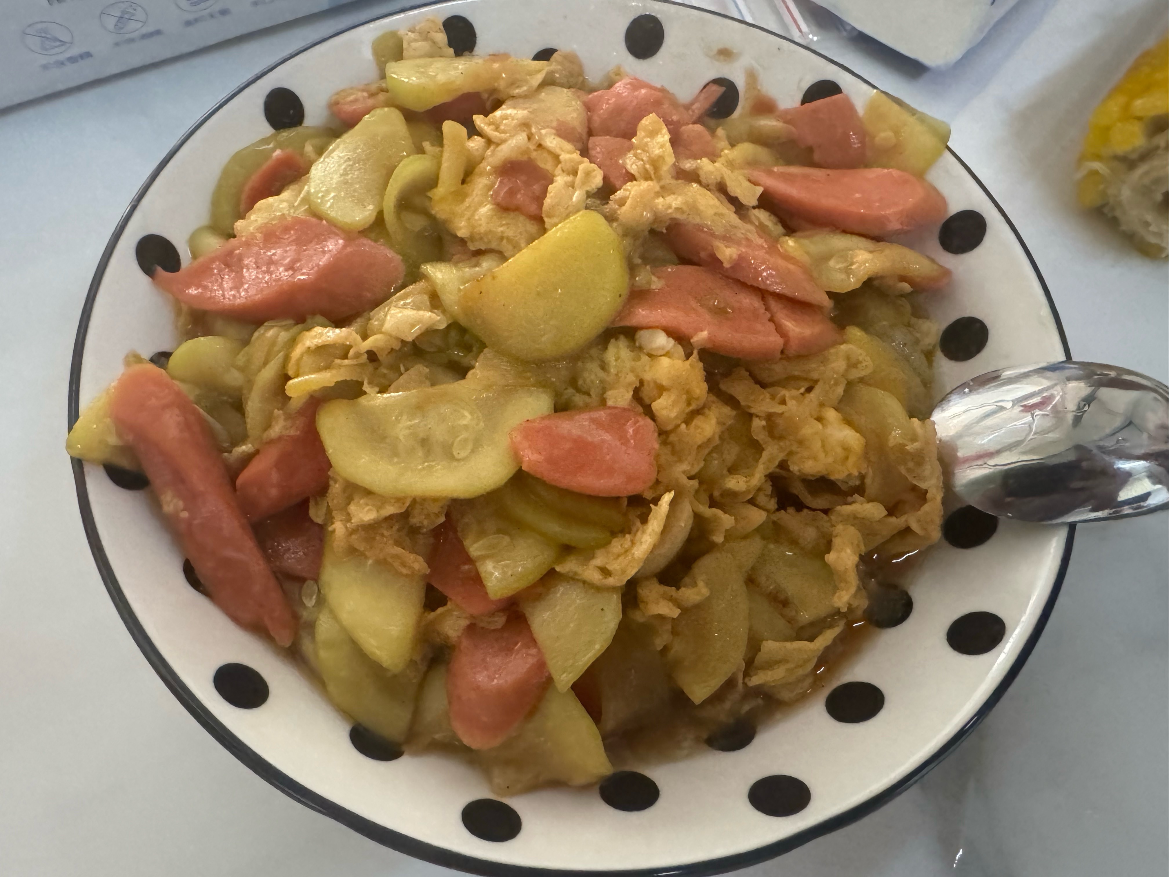 中午炒个小菜吃吧。