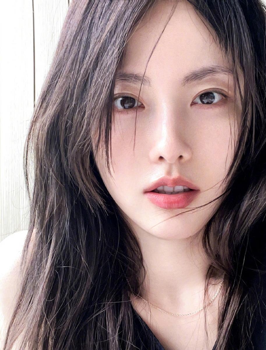 张嘉倪嫁给买超，外人看着是高嫁，只有懂的人才知道：她从头到尾，都在倒贴。