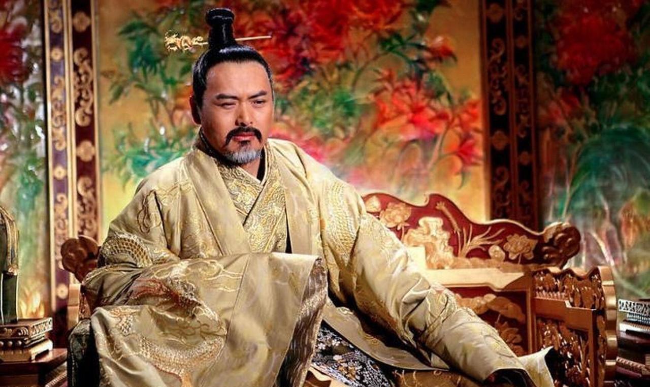 公元904年，朱温弑杀唐昭宗后，将昭宗12岁的儿子立为傀儡皇帝。不久后，朱温宴请