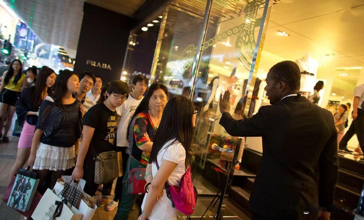 8月还没过半，社会上就出现了三个反常现象，风向彻底变了！第一，BBA集体卖不