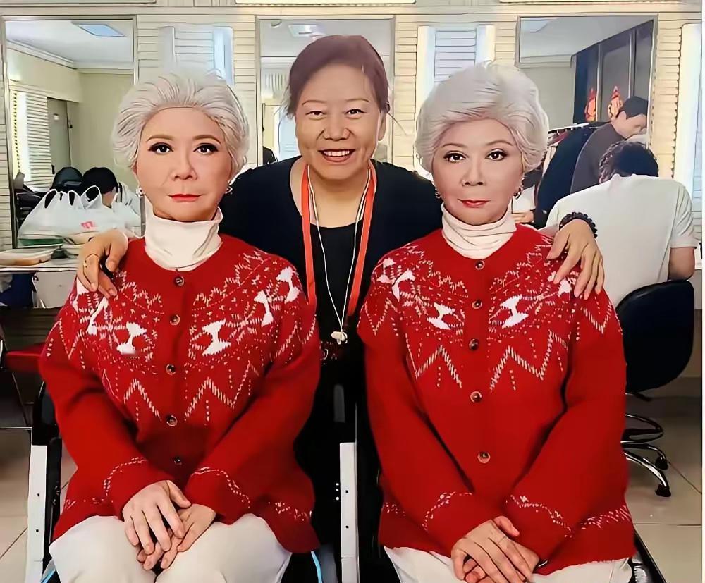 七十万造价的机器人，春晚亮相五分钟，下台直接送给了蔡明本人。为什么这么做？因为这