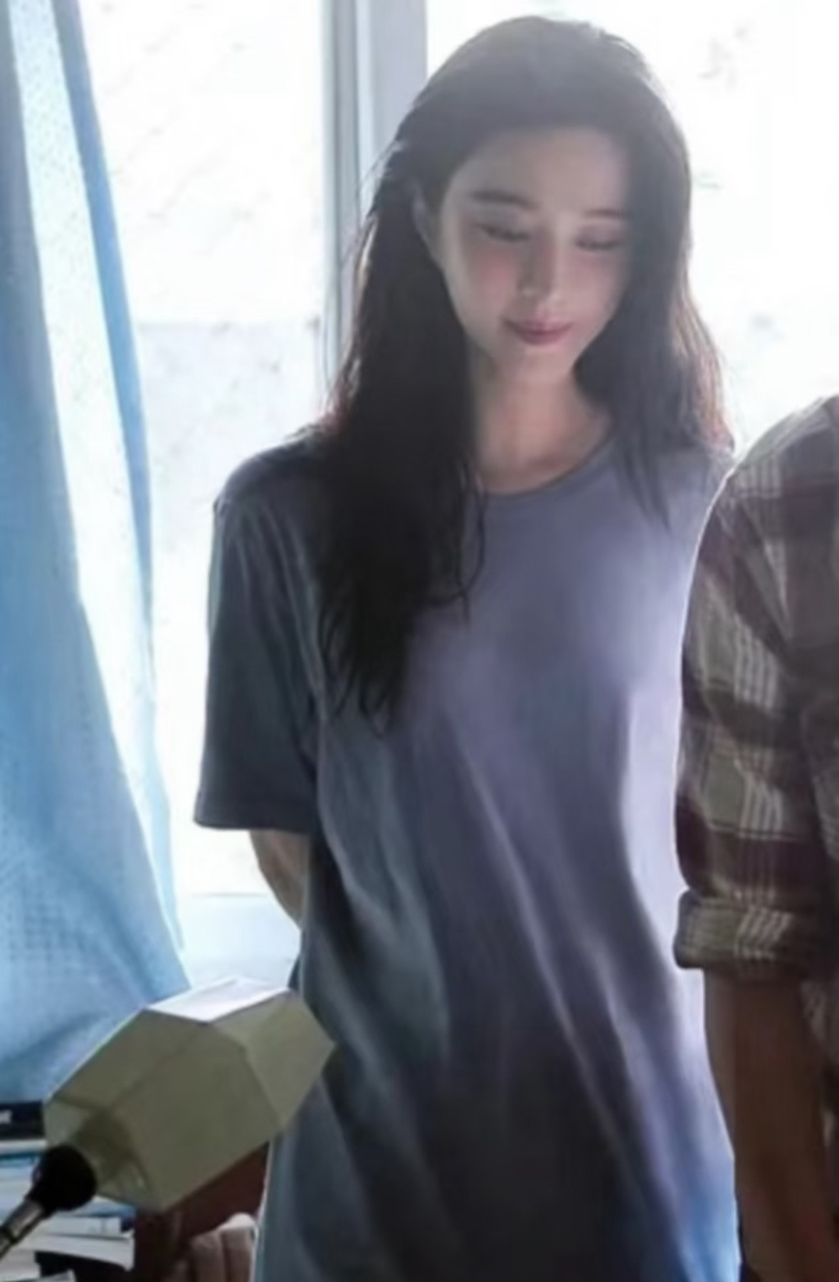 🦋范冰冰🦋“清晨刚醒来的梦，被薄雾染成温柔的蓝色。”​​​