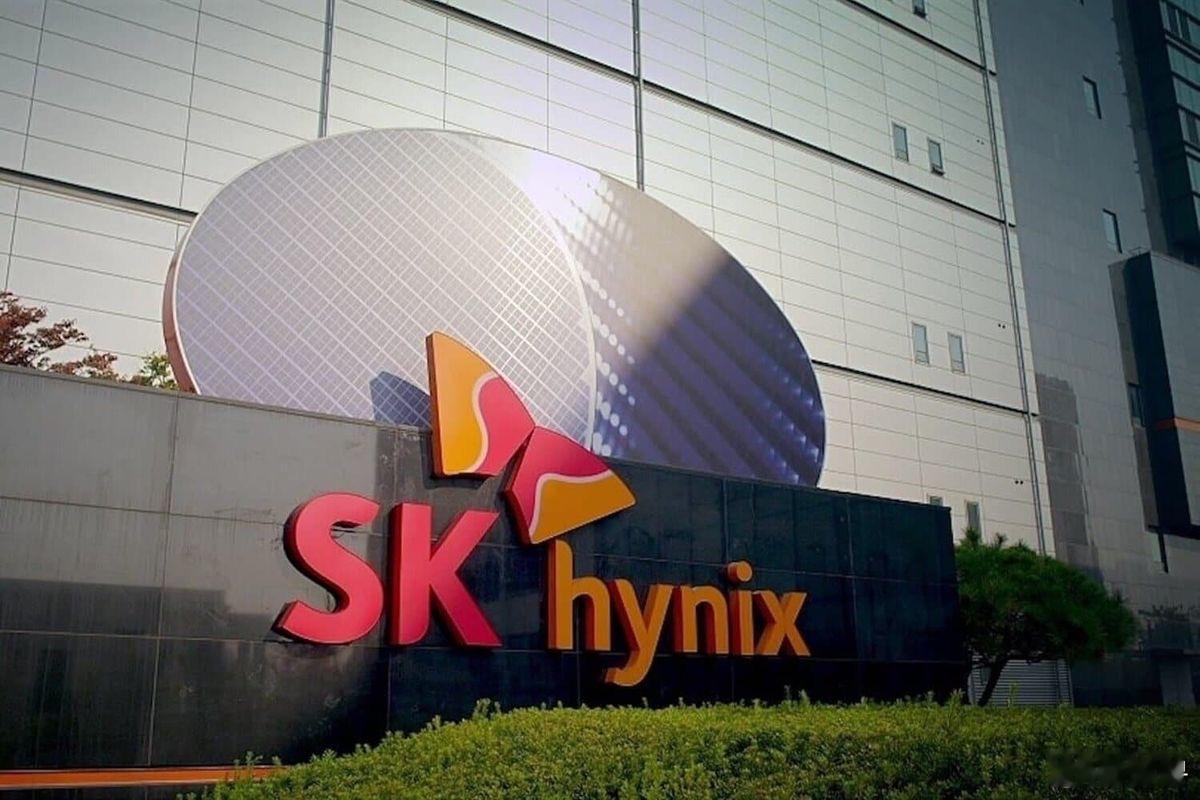 存储三巨头押注DRAM新技术就说存储涨价有多疯狂，单说SK海力士，2025年起，