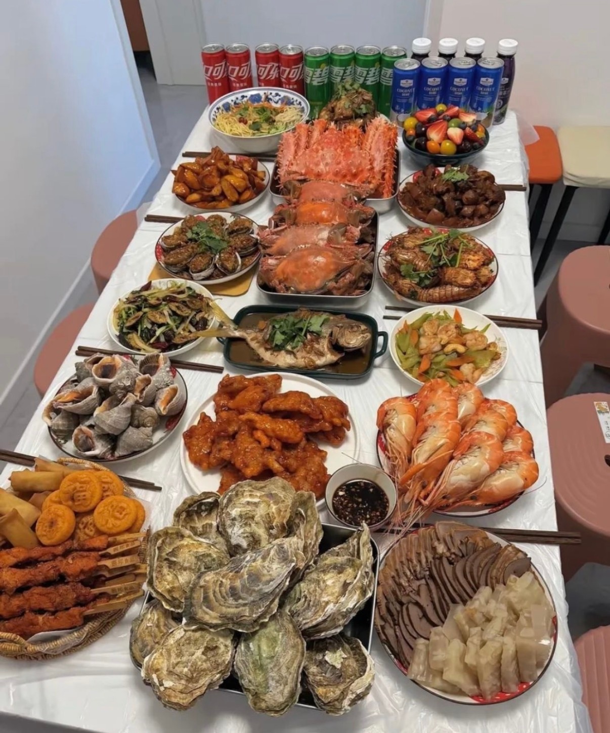 这一桌子就缺一个菜，你知道是什么吗？