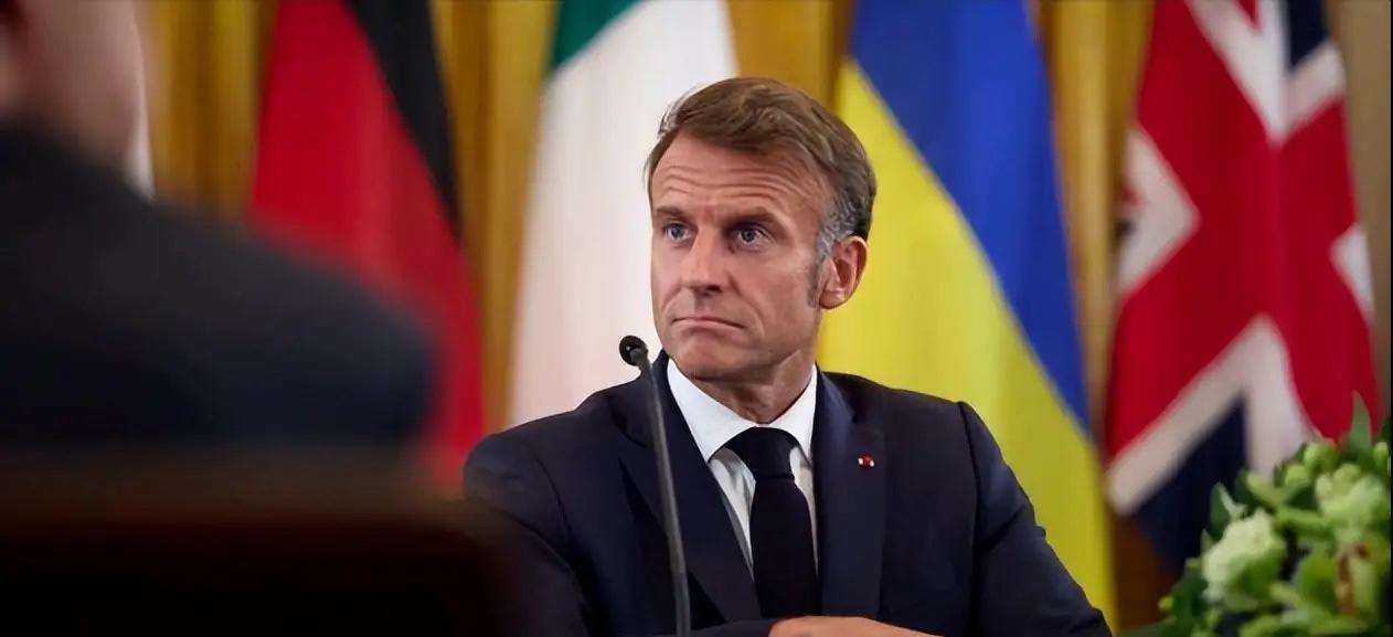 中方没惯着，打脸太快了！新加坡总理黄循财偏袒日本，拉偏架，没想到被中方打脸打