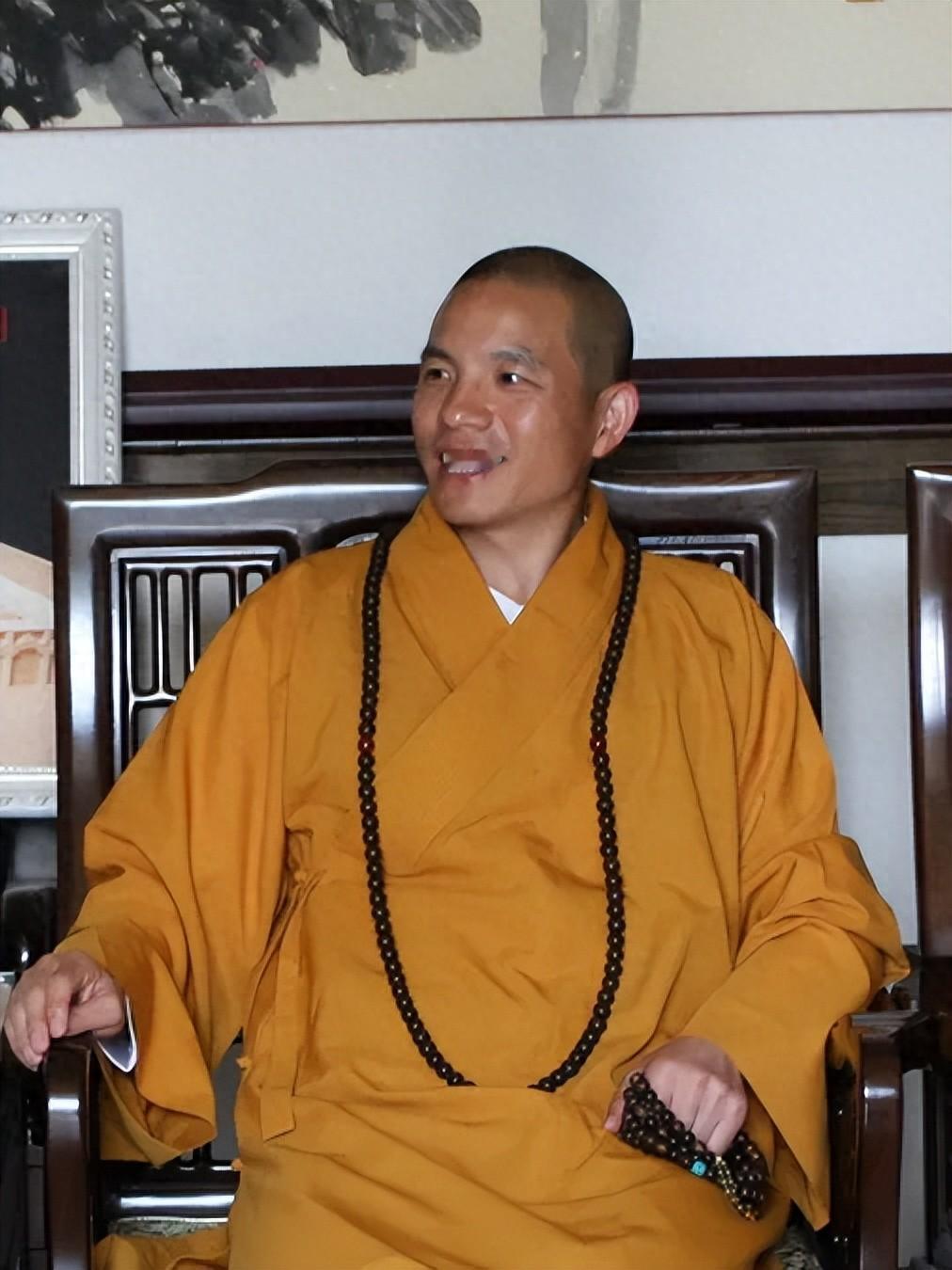 少林寺管理处于7月29日发布通报，依据《汉传佛教寺院主持任职办法》经过少林寺两序