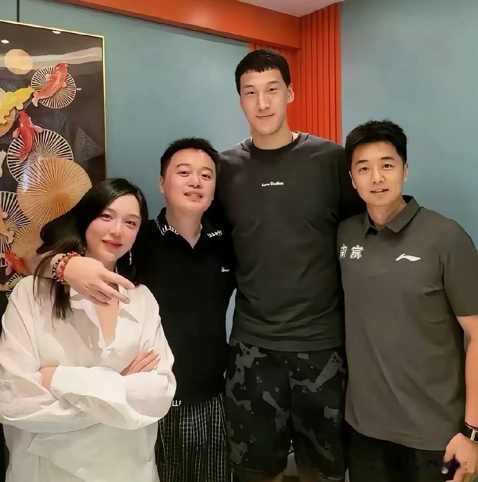 同曦为什么能给杜润旺满额顶薪，只能给赵柏清150万队内顶薪？近日同曦队给顶薪