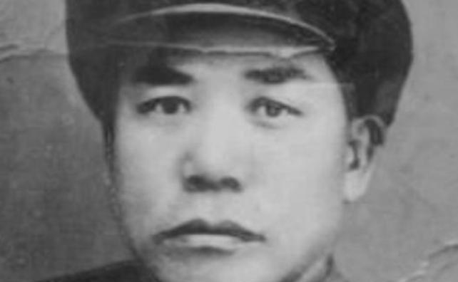 1955年，授衔大会上，毛主席指着名单问：
