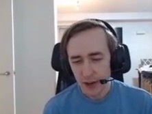 ccnc：9class不玩小鱼和大圣的时候感觉只有4000分，他不玩这种英雄时就