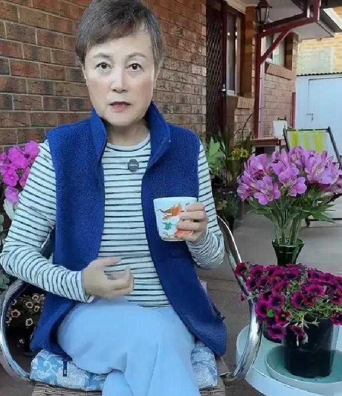 许亚军何晴离婚真相曝光？不是小三插足，是妻子“太拼”。史晓燕最近聊了句大实