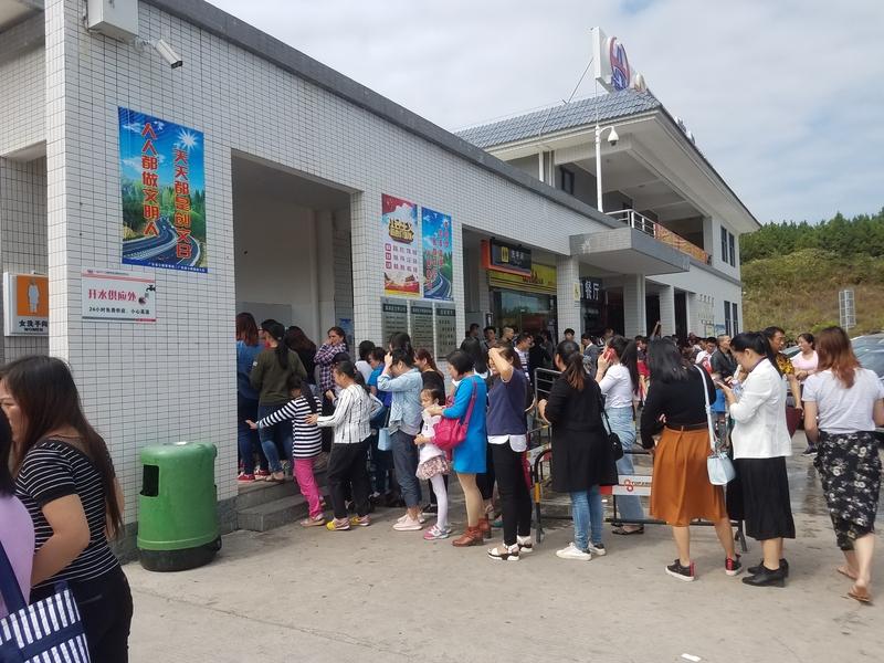 2026年正月初七，春节高速免费最后一天，那叫一个堵啊！据交通运输部数据，全国高