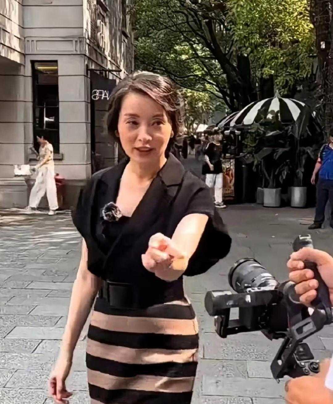 吴越变化可真大呀，差点没认出来！