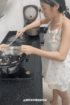 这个蛋炒饭看起来真的好好吃啊！