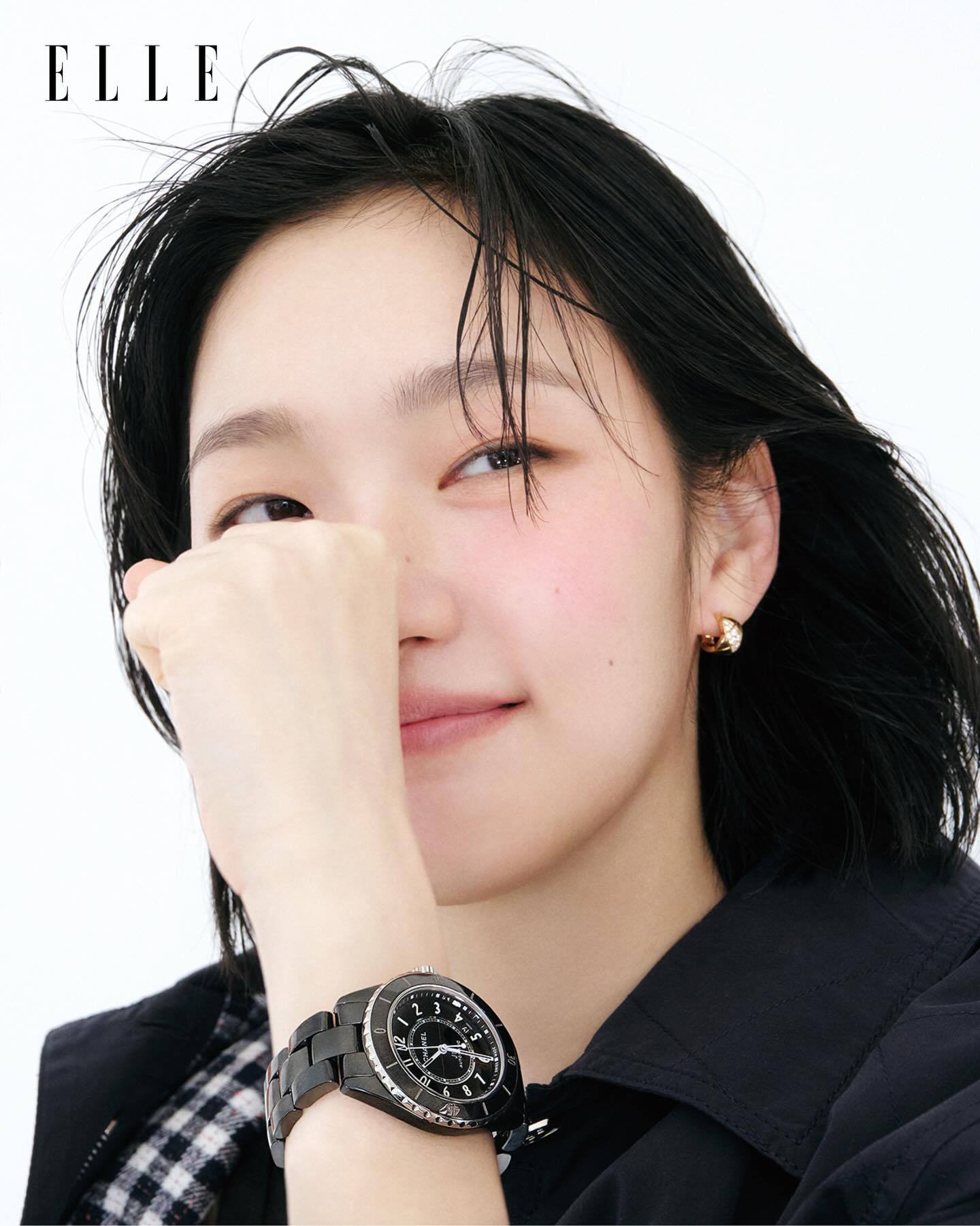 金高银xCHANELxELLEHongKong韩版三月刊这组赏心悦