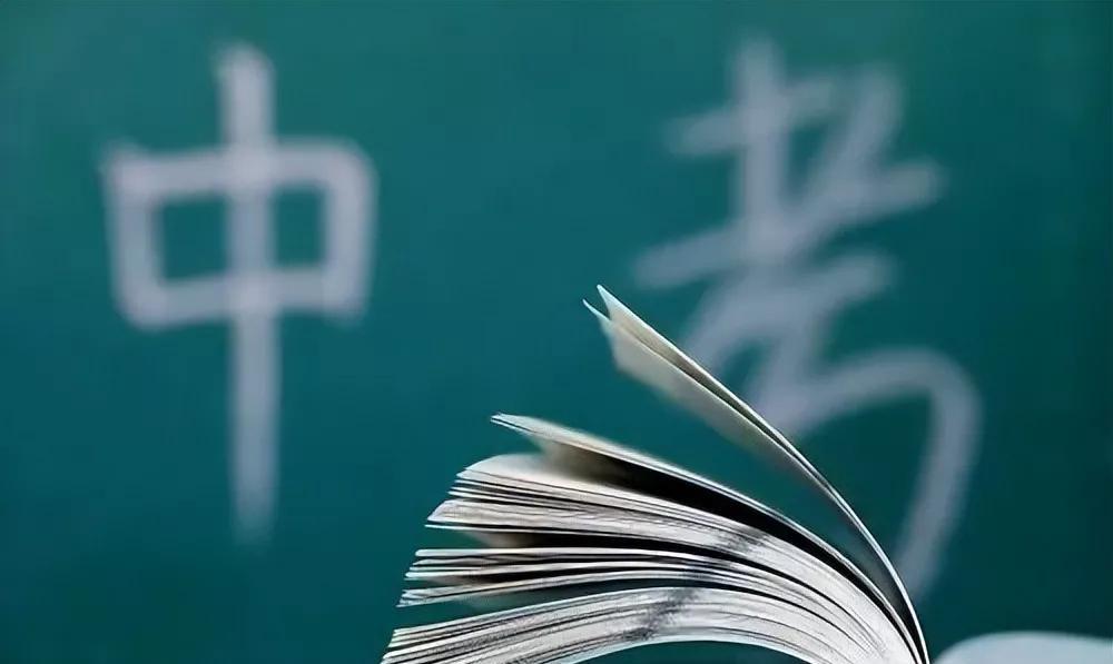 无锡中考分数线在2025年6月可是炸了锅，家长圈都被引爆了。578分只是投档线，