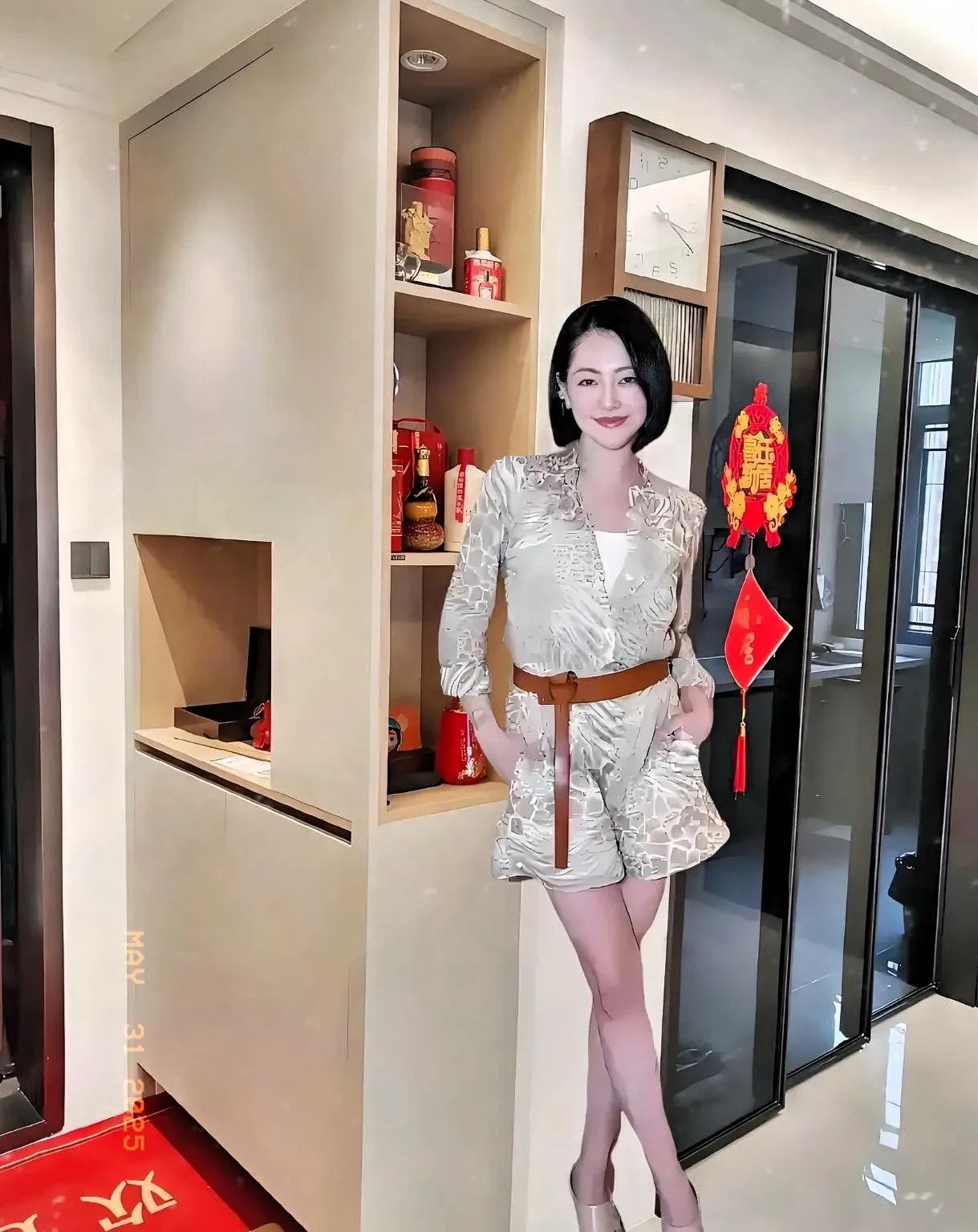 小曲线这次真要“凉凉”了？！一旦给姐姐和后姐夫牵线的事坐实，娱乐圈铁定会把她“
